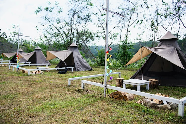 hilltop camp lembang